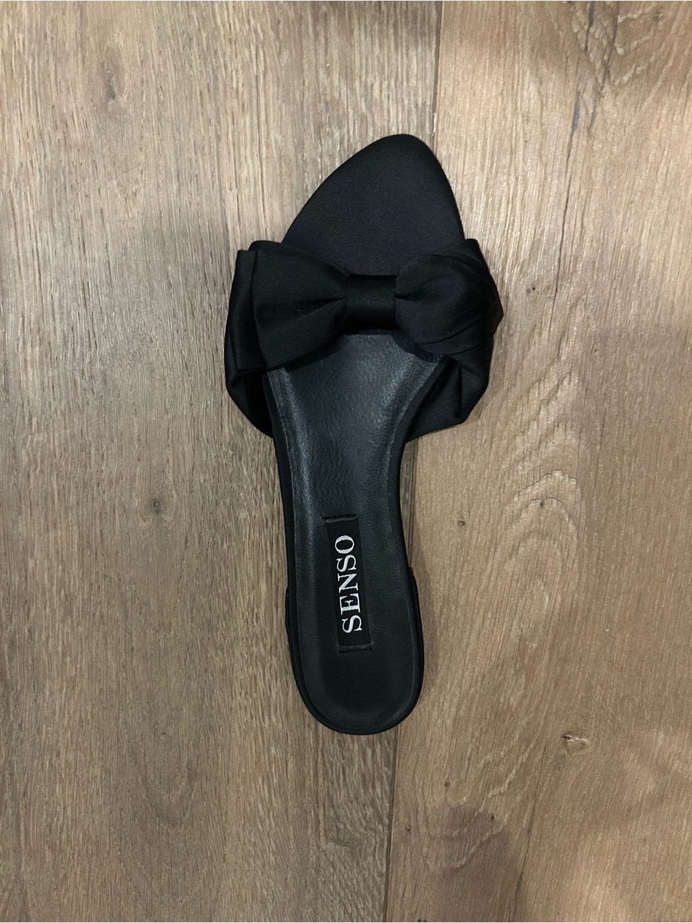 SENSO Black Bow Slip-On Mule